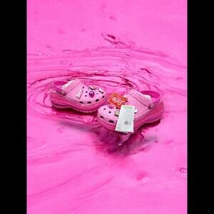 CROCS BARBIE CRUSH CLOG ELECTRIC PINK SKU#209244 6QQ SIZE M9/11W BRAND NEW